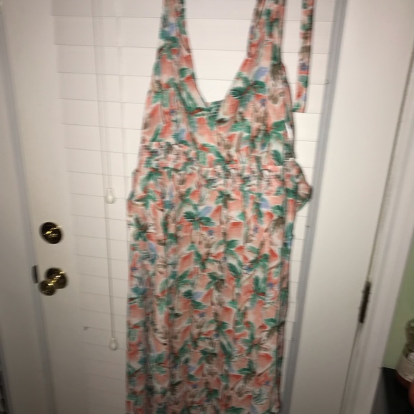 Beautiful long flowing  tropical dress forever 21 - Picture 3 of 10